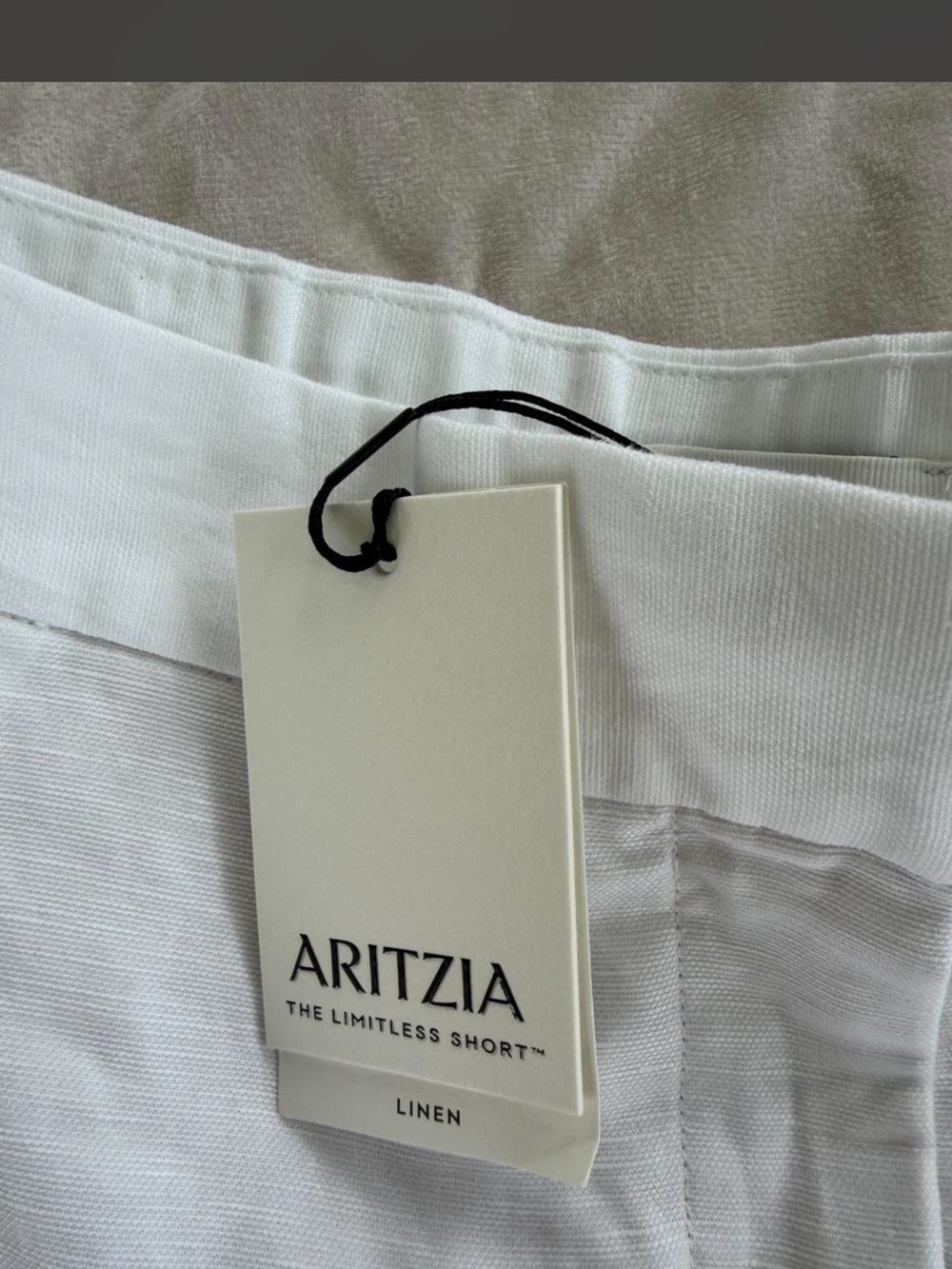 Aritzia White High-Rise Linen-Blend Shorts - Picture 3 of 5